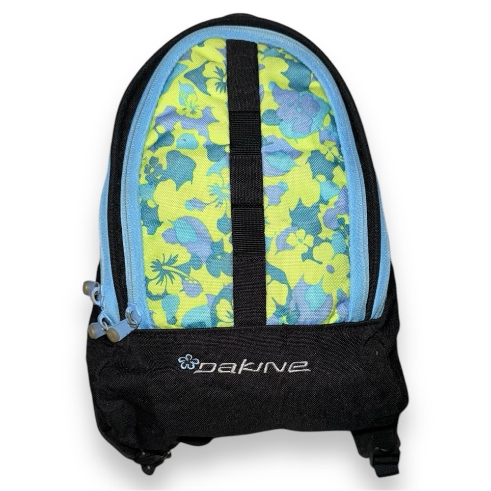 DAKINE Mini Cosmo 6.5L black/light blue/bright green/teal Floral Backpack​​